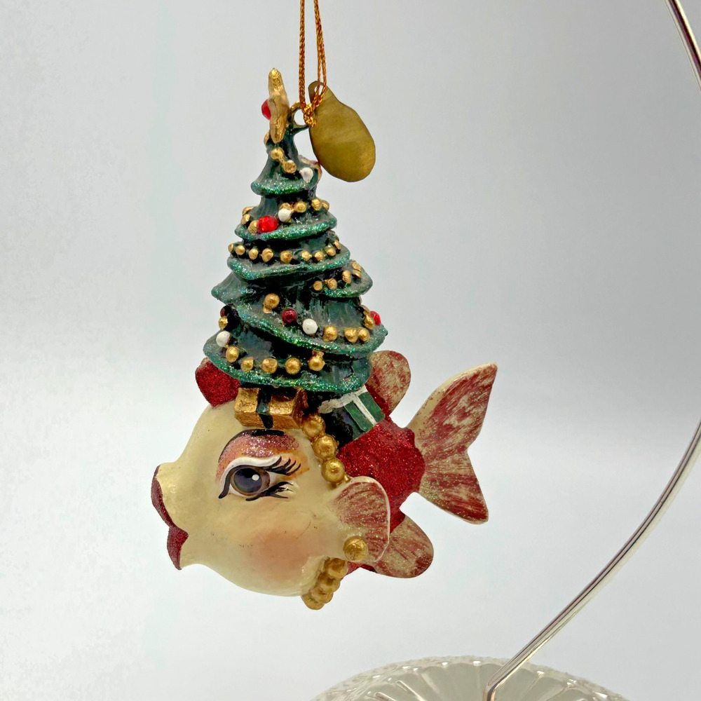 Katherine's Collection red fish lips ornament Christmas tree gold glitter